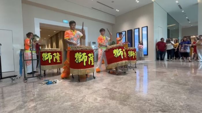 Festive Drum 3